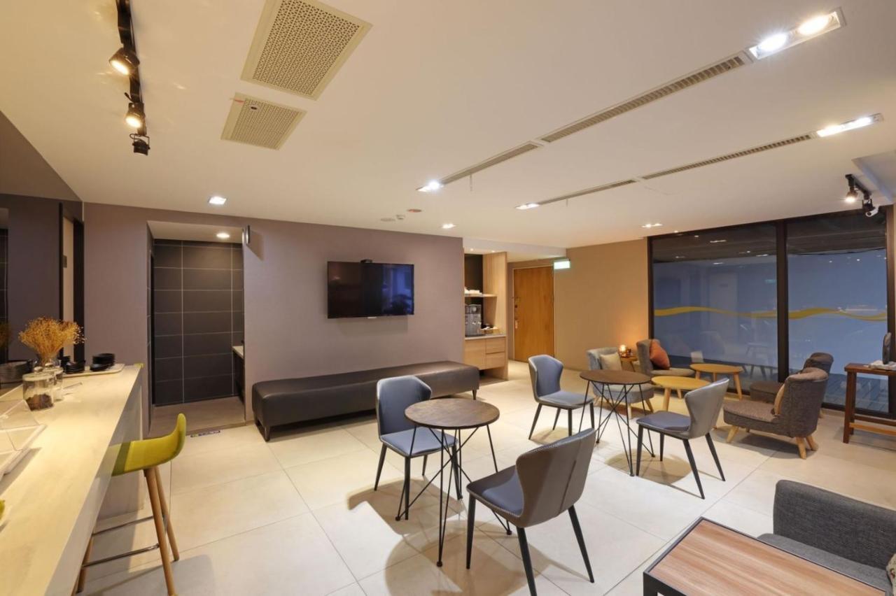F Hotel - Hualien Zhongxiao Eksteriør billede